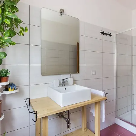 Oda ve Kahvaltı Your In Katanya