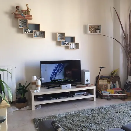 Oda ve Kahvaltı Your In Katanya